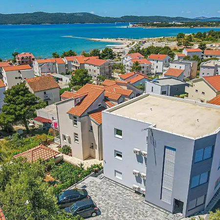 1 Bedroom Awesome In Apartman Brodarica (Sibenik-Knin)