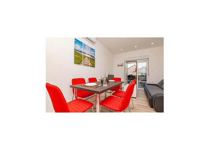 1 Bedroom Awesome In * بروداريكا