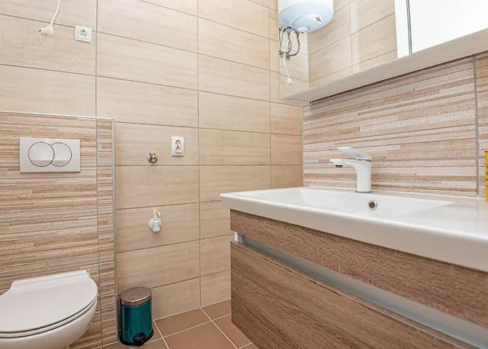 شقة 1 Bedroom Awesome In *